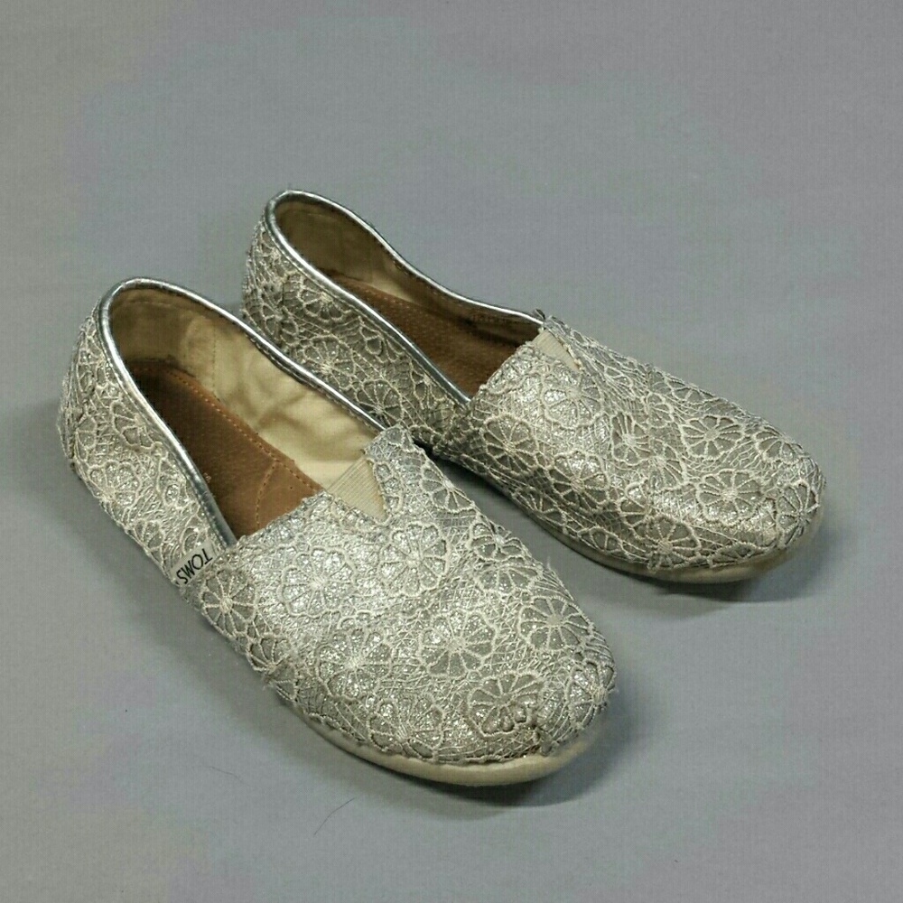 Toms silver sparkle youth/girl's shoe